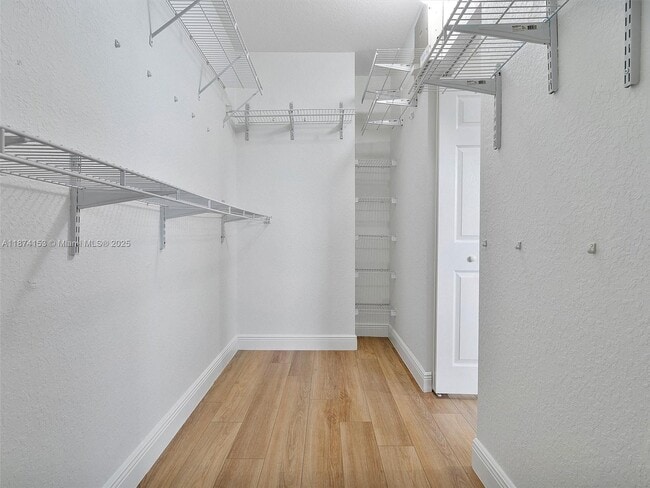 Building Photo - 4964 SW 128th Ave