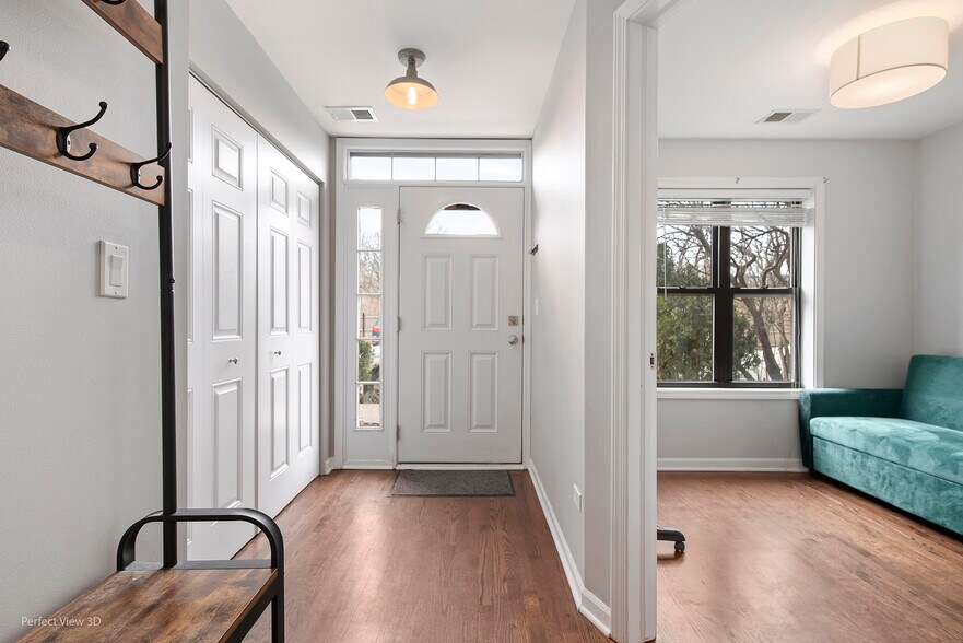 Building Photo - 1816 N Spaulding Ave