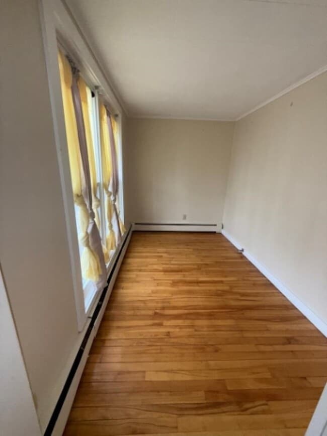 Building Photo - 604 Burgess St