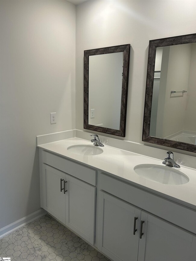 Building Photo - 341 Silicon Dr