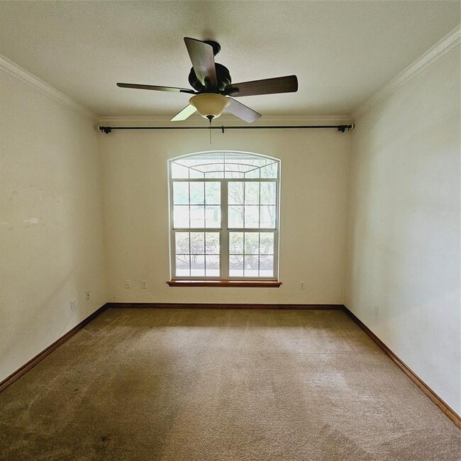 Building Photo - 1439 Savannah Prairie