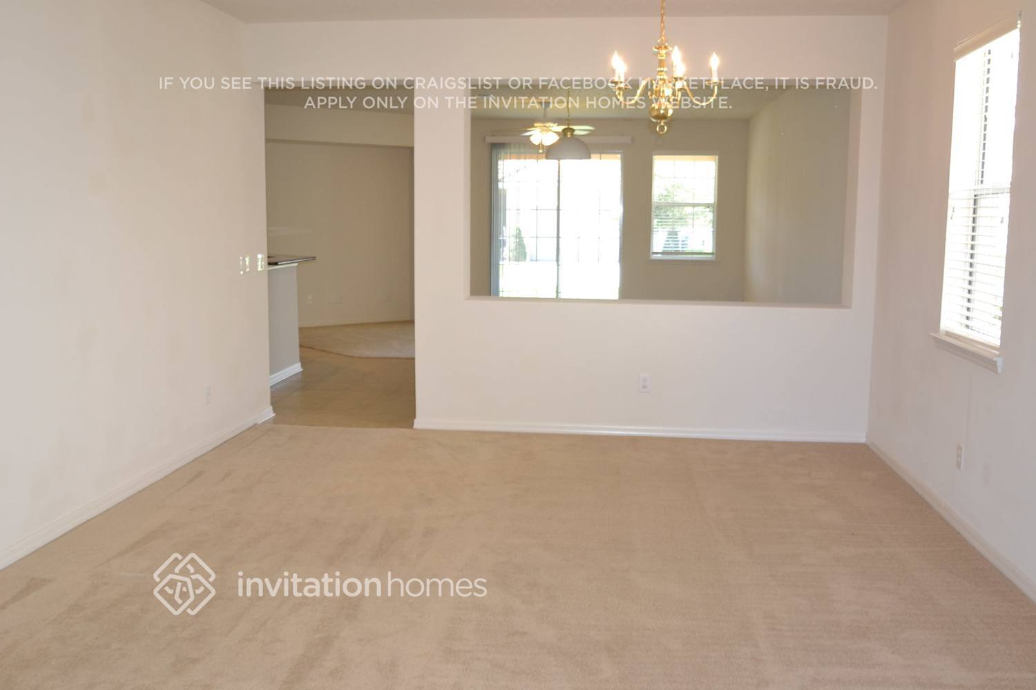 Building Photo - 3320 Pino Ave