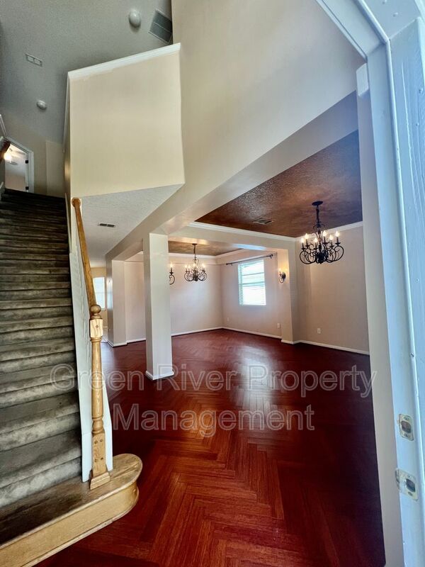 Building Photo - 12576 Arrowleaf Ln