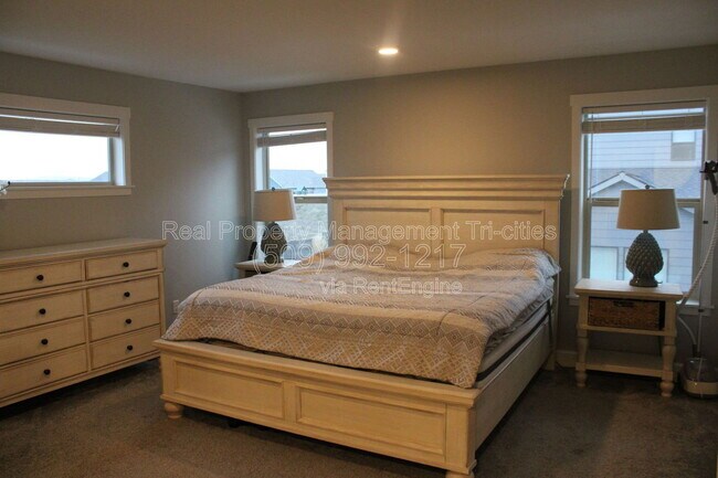 Building Photo - 2511 Brodie Ln