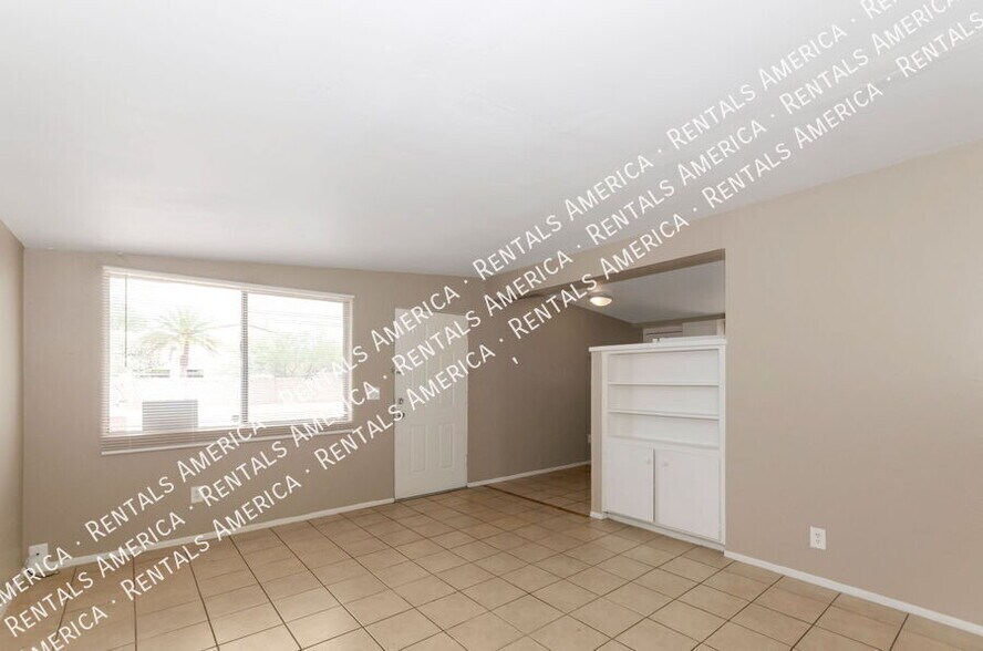 Building Photo - 404 E Yavapai Rd