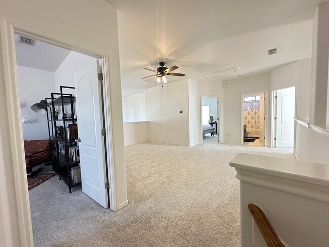 Building Photo - 3724 Pine Needle Cir