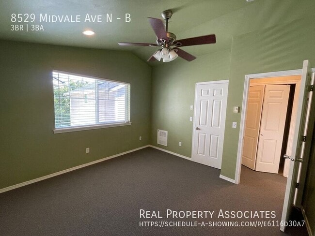 Building Photo - 8529 Midvale Ave N