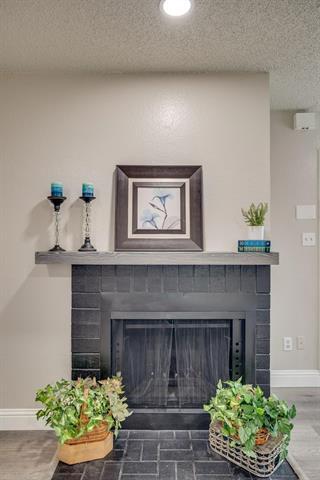 Building Photo - 2304 Balsam Dr