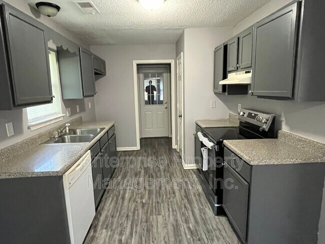 Building Photo - 4429 S Cedar Bark Cove