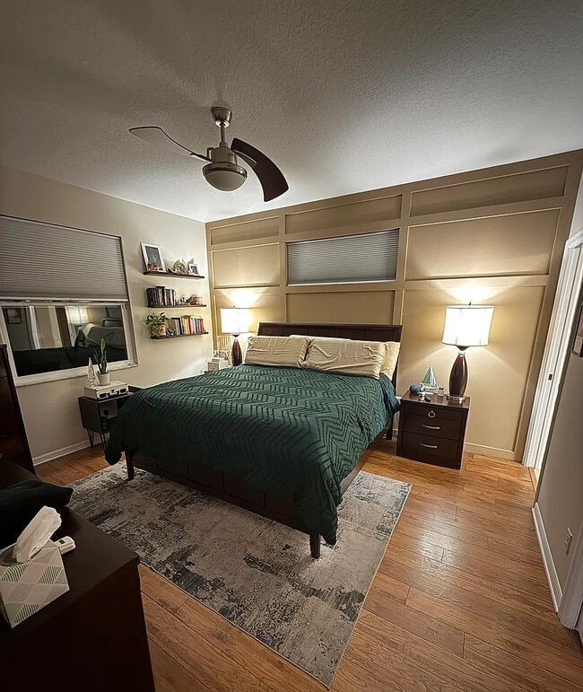 Building Photo - 7215 35th Ln E