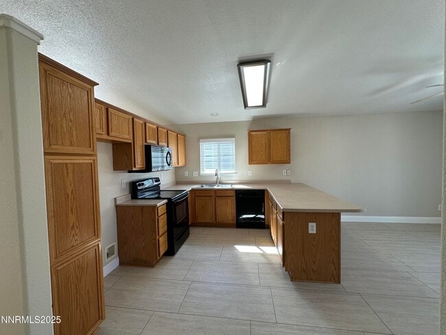 Building Photo - 18154 Cherryleaf Ct
