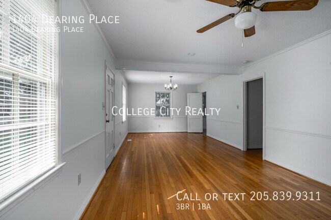 Building Photo - 1404 Dearing Pl