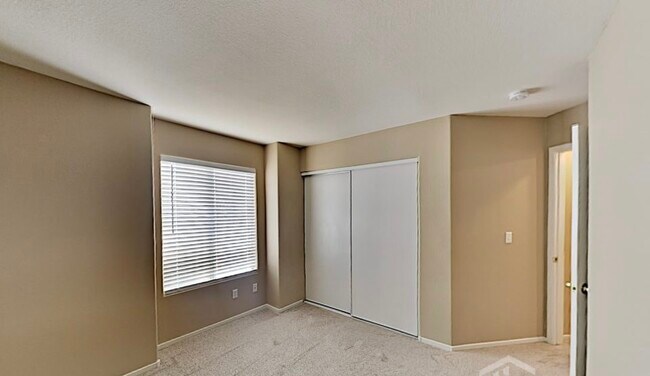 Building Photo - 3504 Redwood Ridge Way