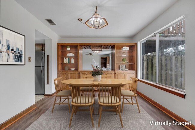 Building Photo - 3128 Blairstone Ct