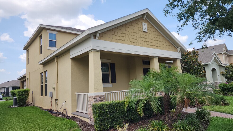 Building Photo - 16749 Harper Cove Dr