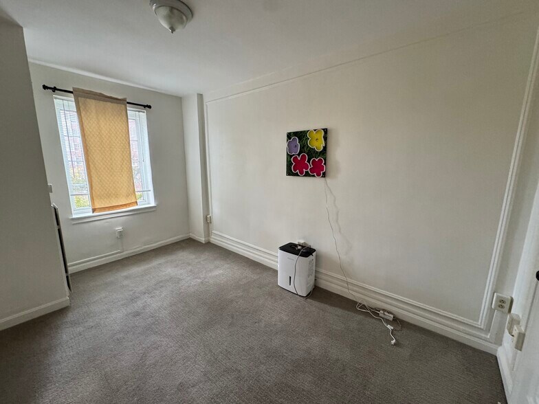 Building Photo - 20 Chapel St