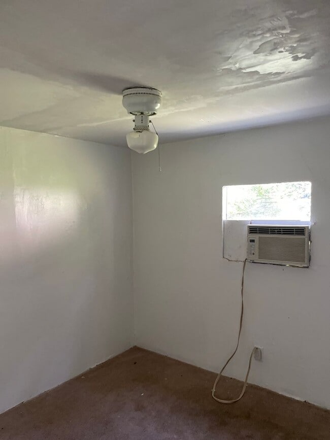 Building Photo - 3 bed Apalachee Pky and Capital Circle