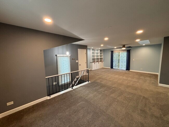 Building Photo - 2114 Southwind Cir