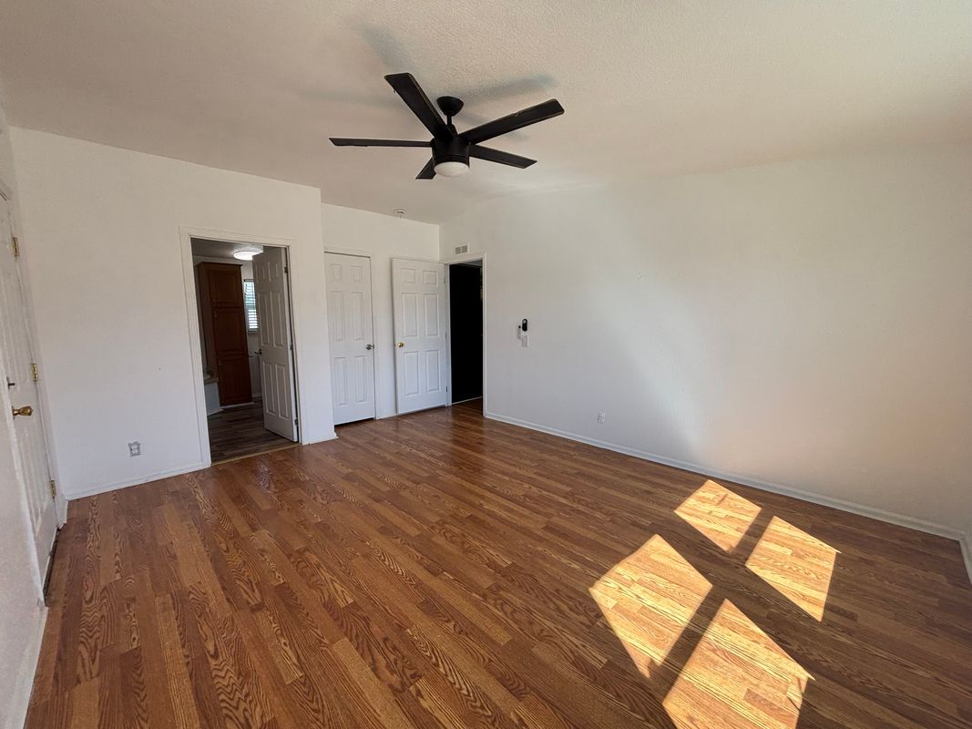 Building Photo - 1225 N Alessandro