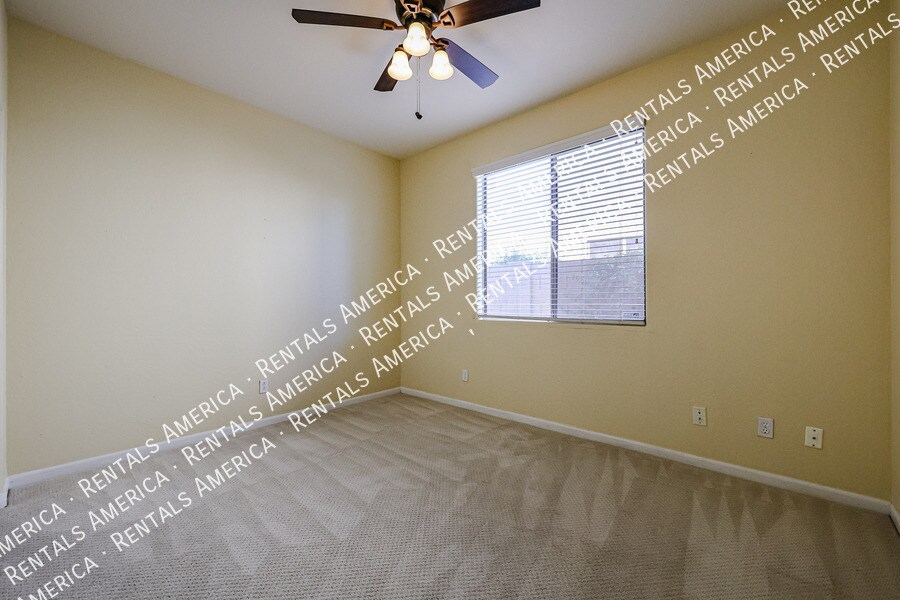 Building Photo - 14759 N 98th St