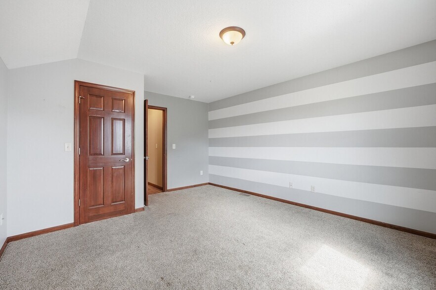 Building Photo - 3632 Astoria Way