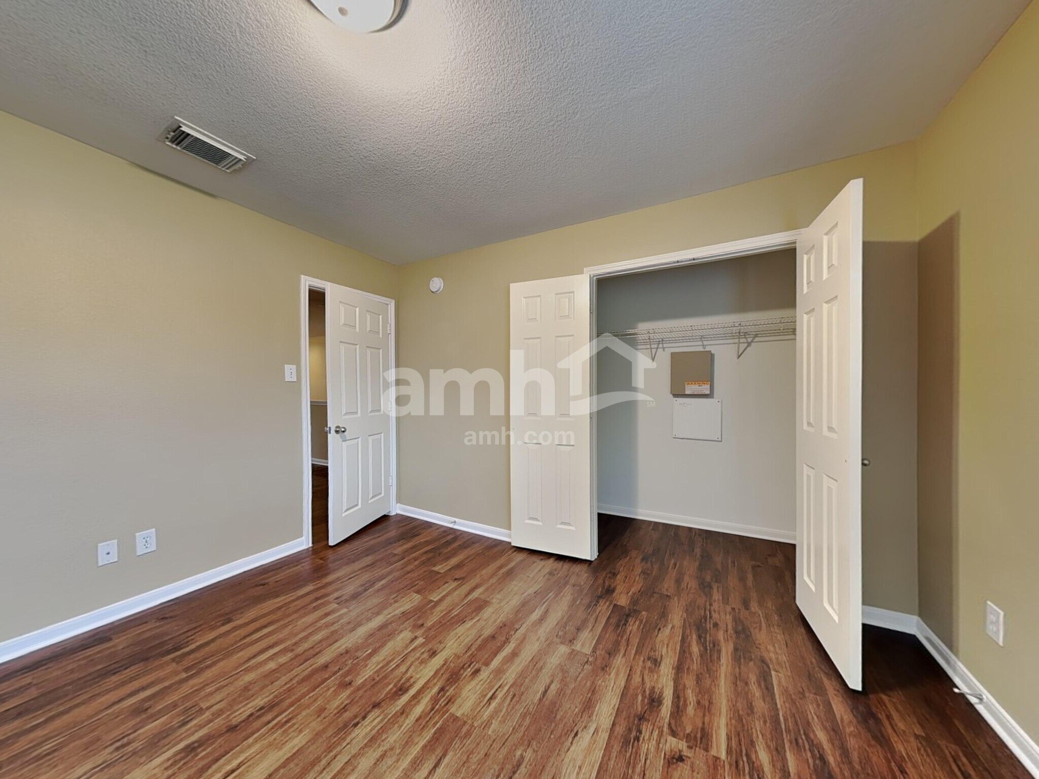 Building Photo - 22927 Lily Creek Dr