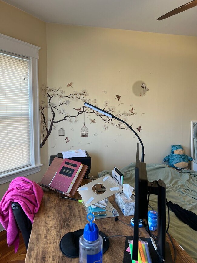 Building Photo - 332 Beacon St