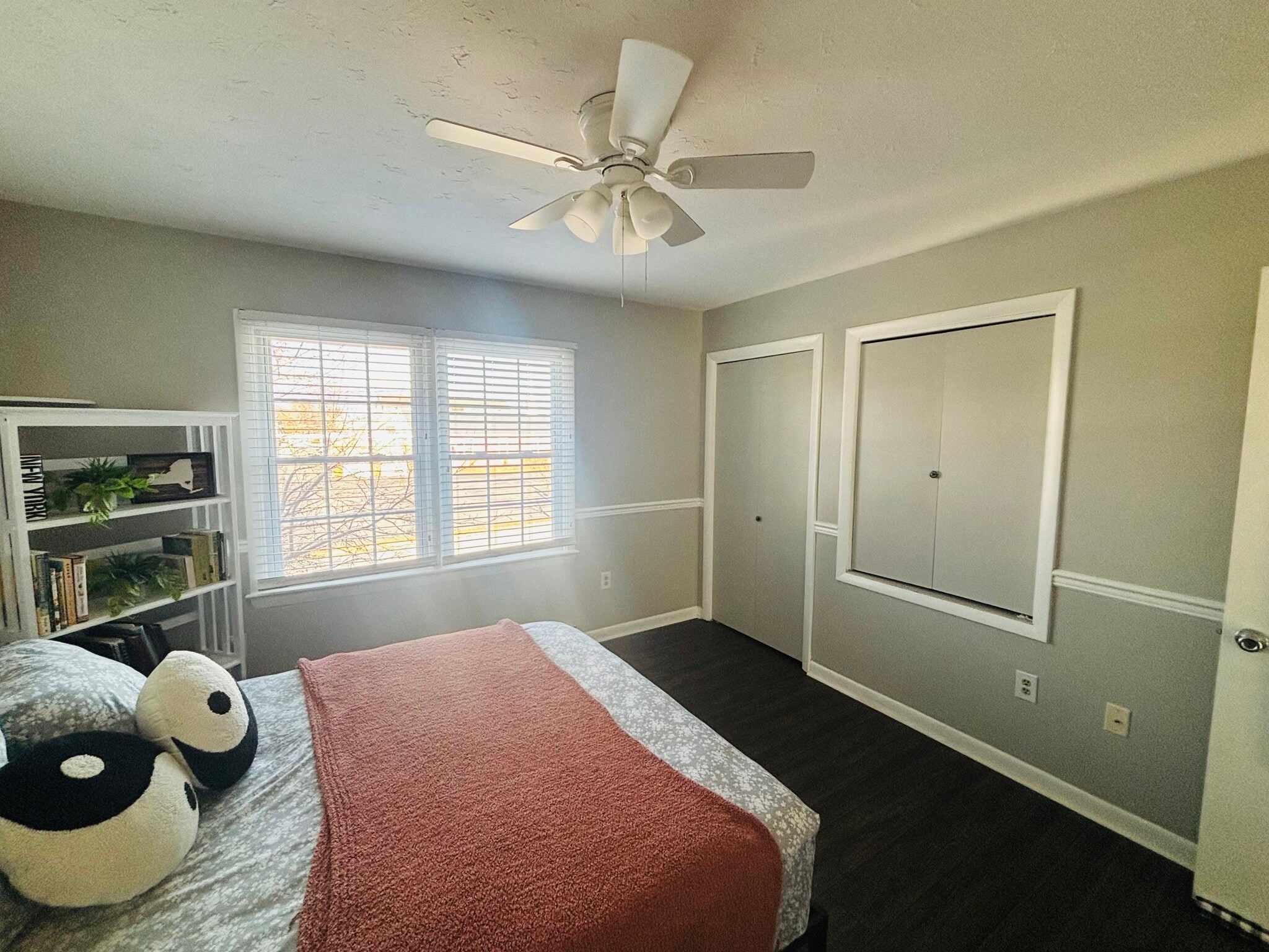 Bedroom #2 (2 closets) - 314 W 12th St