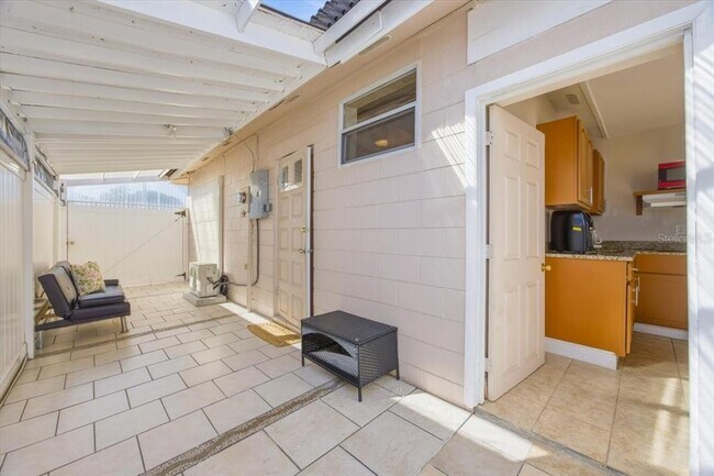 Building Photo - 5681 Tulip Ave