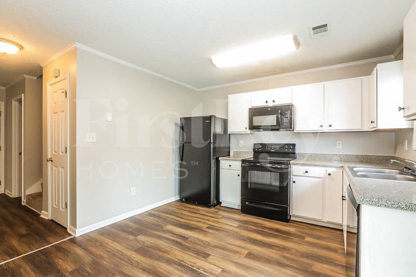 Building Photo - 4815 Bob White Run