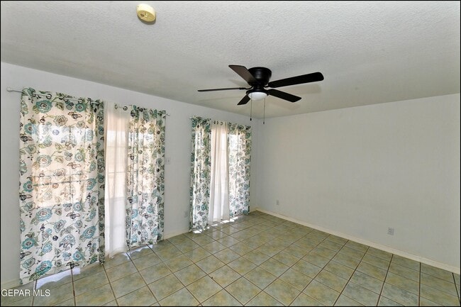 Building Photo - 14101 Koshare Ct
