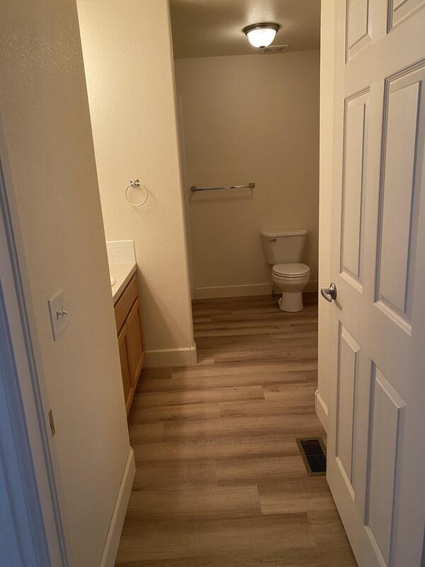 Building Photo - 1032 Canal Dr