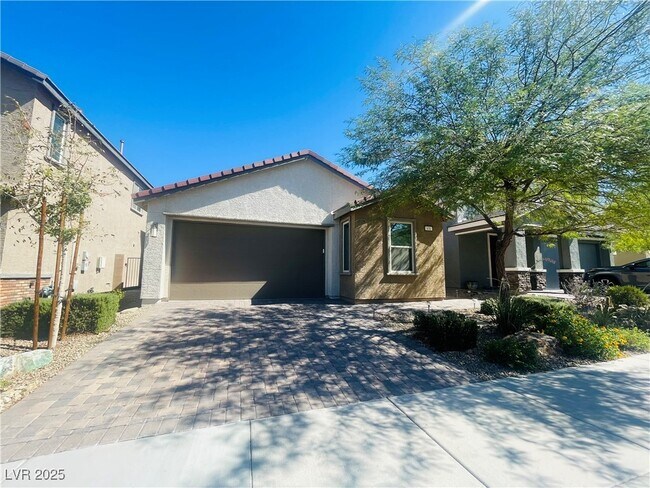 Building Photo - 930 Bayberry Ridge St