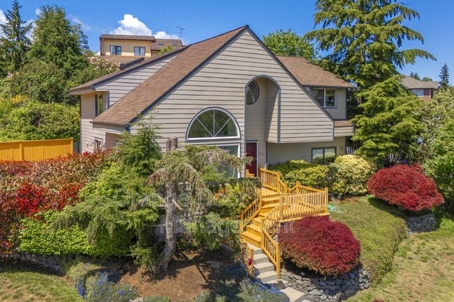 Building Photo - 3602 Nassau Ave NE