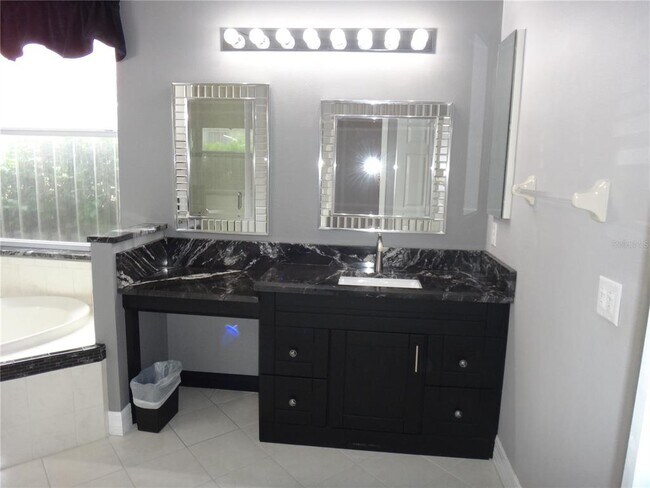 Building Photo - 9460 Portside Terrace