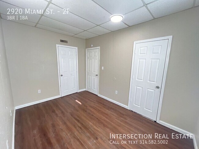 Building Photo - 2920 Miami St