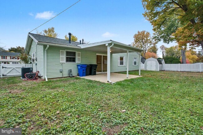 Building Photo - 2504 Korvale Ln