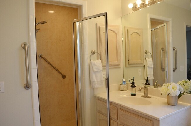 Building Photo - 2913 N 45th St