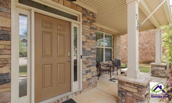 Building Photo - 75 Glen Arbor Ln
