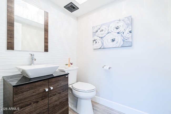 Building Photo - 4243 N Miller Rd