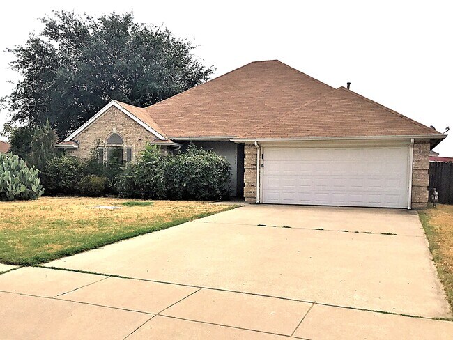 Primary Photo - 2972 Timber Creek Trail