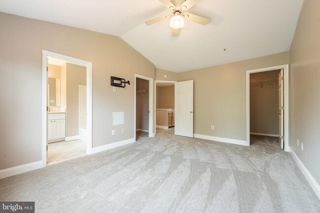 Building Photo - 6209 Deep River Canyon