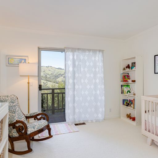 Building Photo - 25 Fir Ave