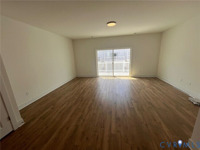 Building Photo - 15354 Oasis Sun Aly