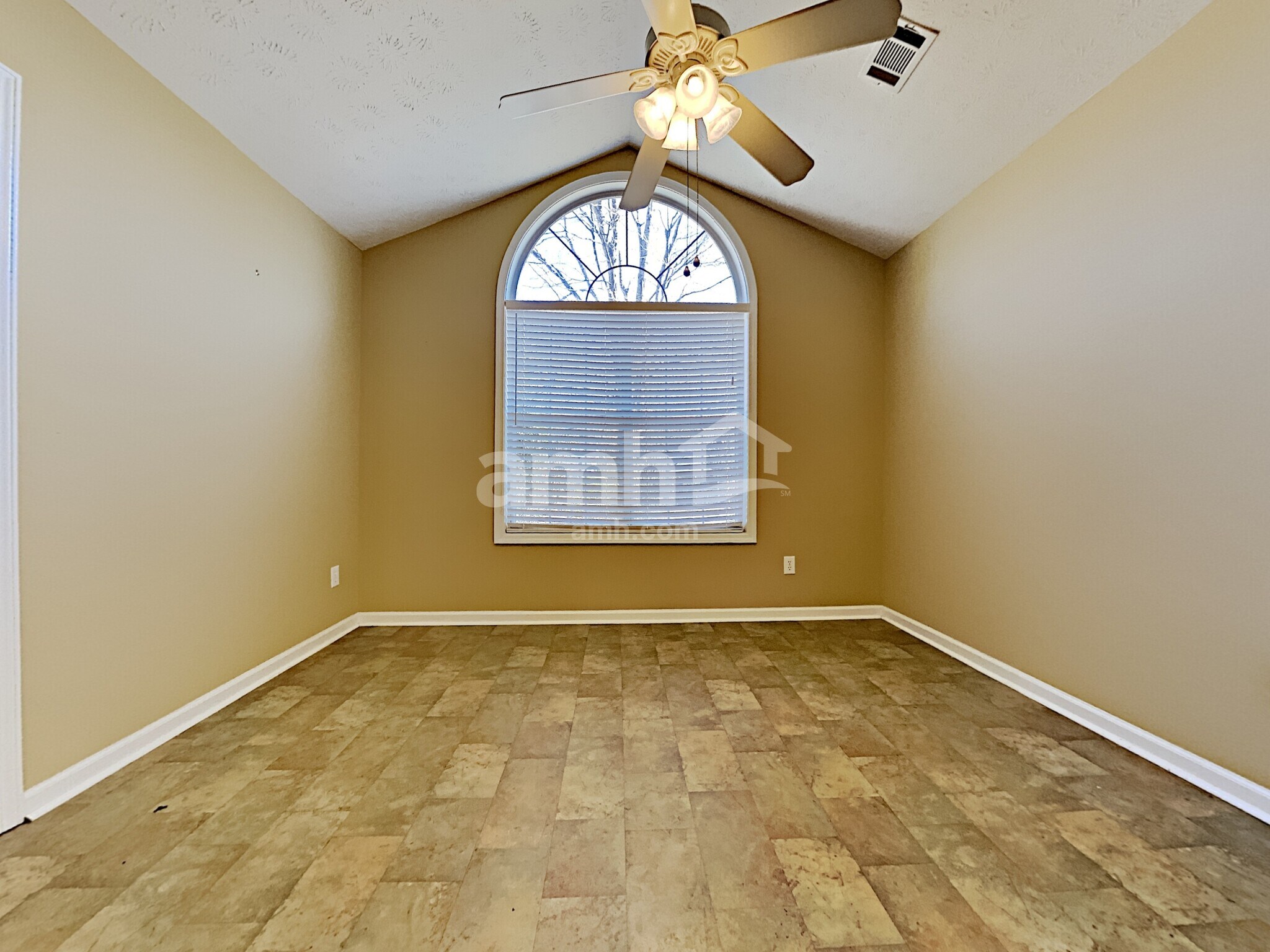 Building Photo - 4731 Gold Mine Dr