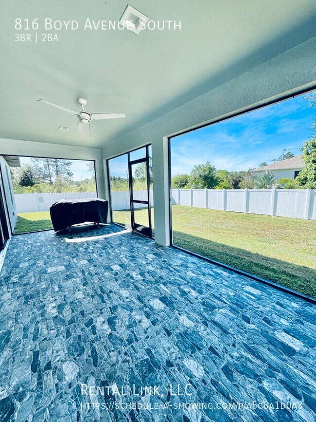 Building Photo - 816 Boyd Ave S