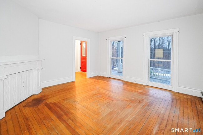 Building Photo - 30 Edgewood St