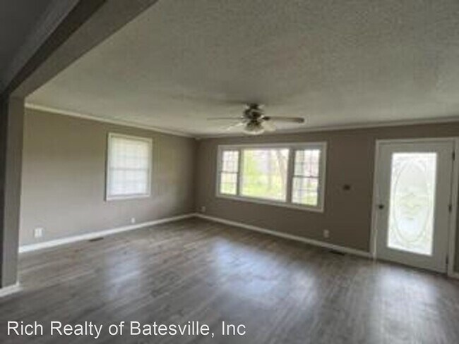 Building Photo - 3 br, 1 bath House - 1765 Punch Lane