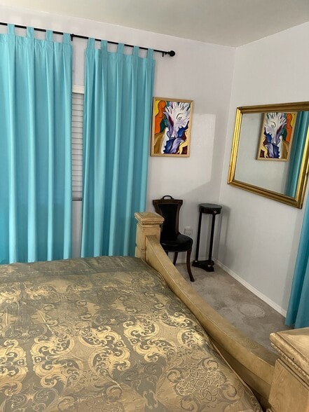 master bedroom - 53 W Calle del Lago