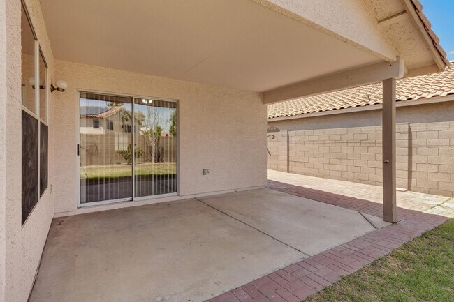 Building Photo - 19211 N 78th Ave